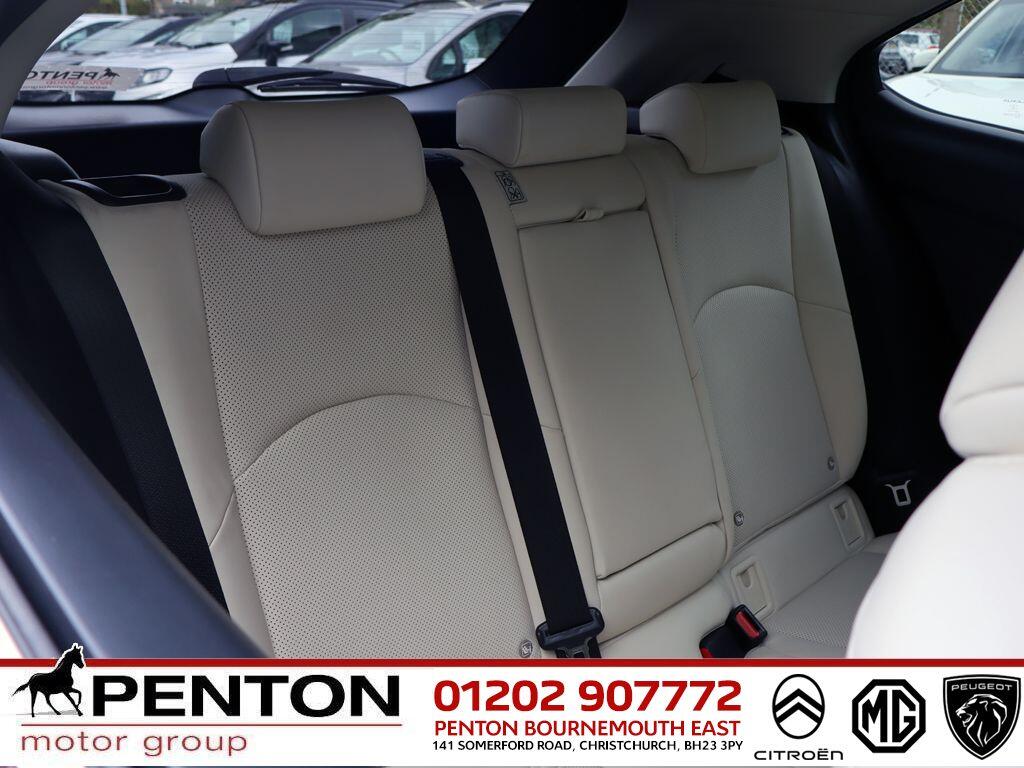 Used Lexus UX 2019 for sale - 76337518: Photo 34