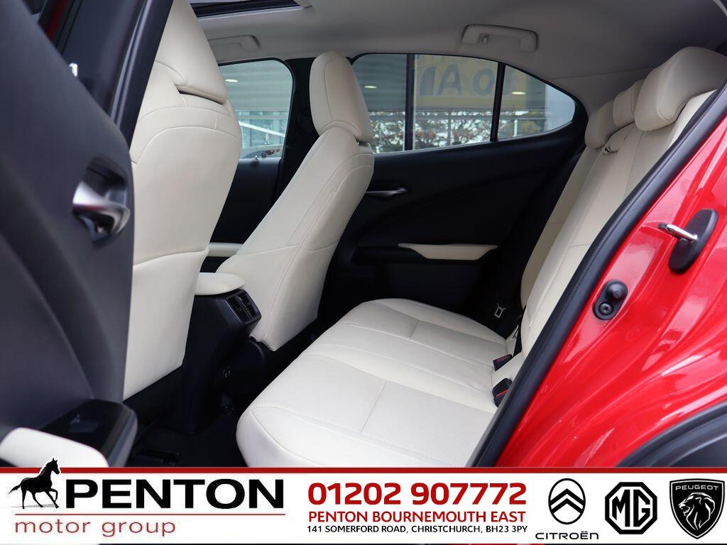 Used Lexus UX 2019 for sale - 76337518: Photo 5