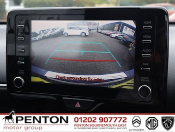 Used Toyota Yaris 2021 for sale - 75459557: Photo