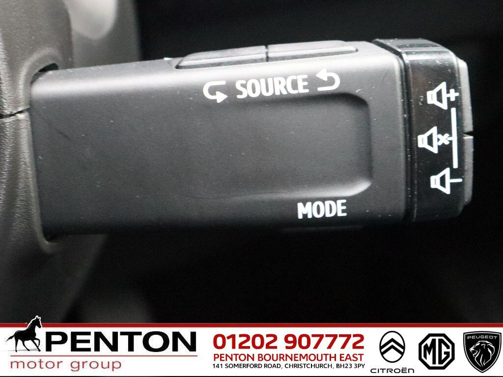 Used Renault Captur 2022 for sale - 76200529: Photo 26