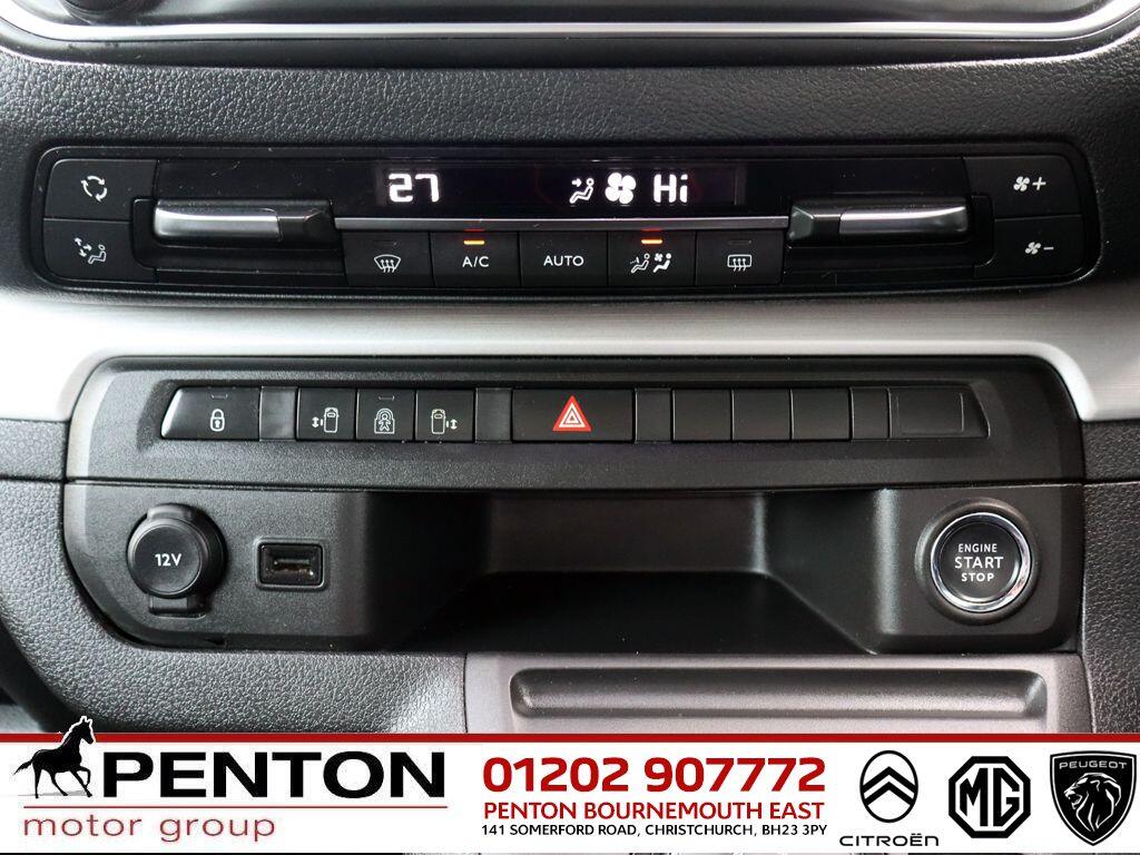 Used Peugeot Traveller 2022 for sale - 75883909: Photo 18