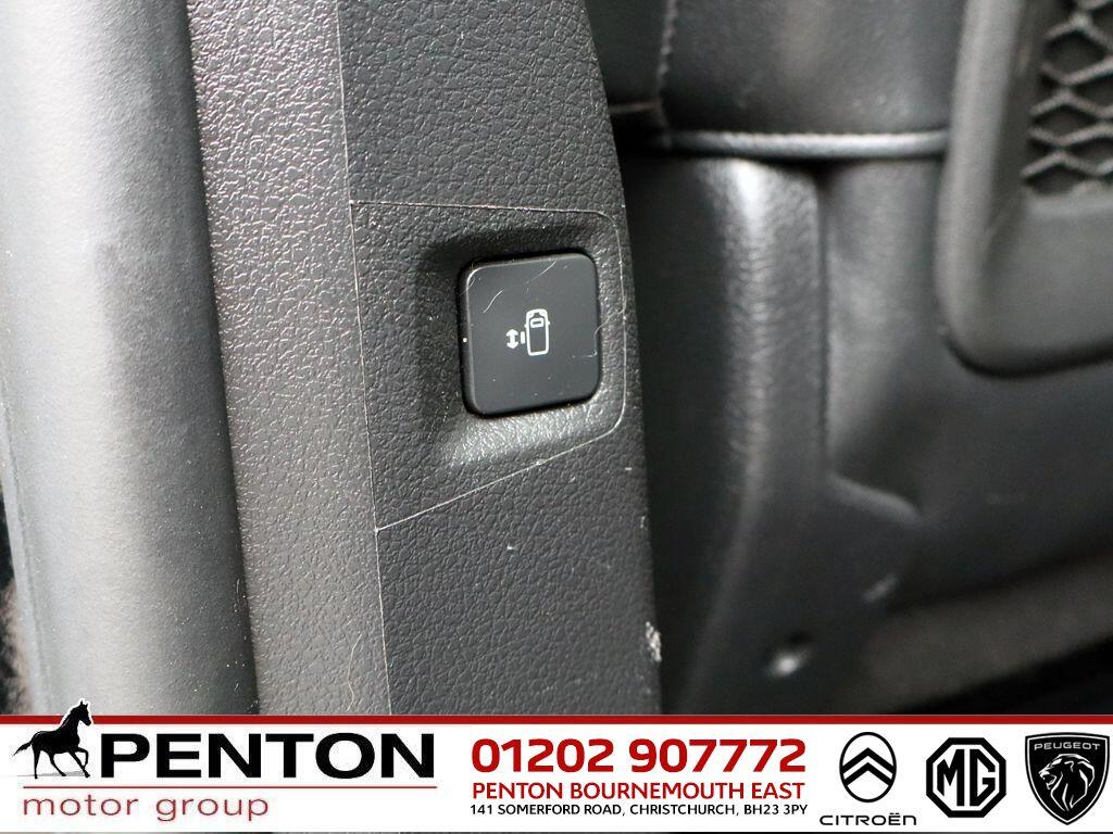 Used Peugeot Traveller 2022 for sale - 75883909: Photo 29