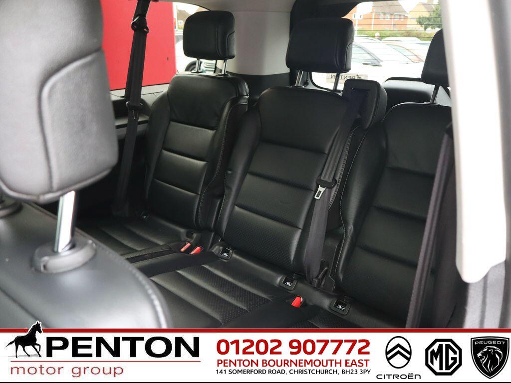 Used Peugeot Traveller 2022 for sale - 75883909: Photo 30