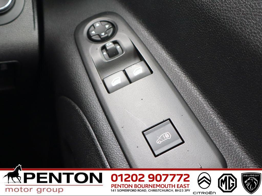 Used Vauxhall Combo 2020 for sale - 75728933: Photo 16