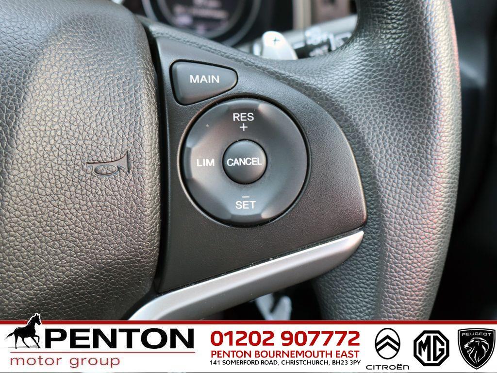 Used Honda Jazz 2020 for sale - 76109401: Photo 14