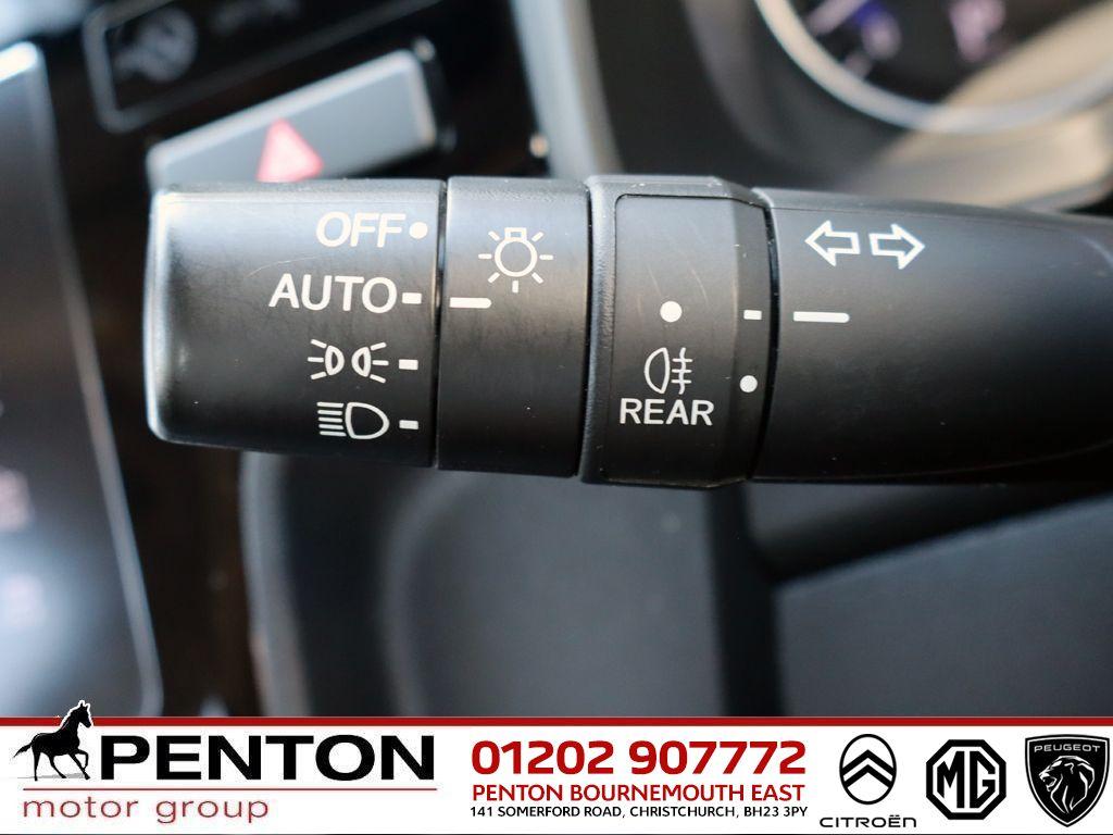 Used Honda Jazz 2020 for sale - 76109401: Photo 17