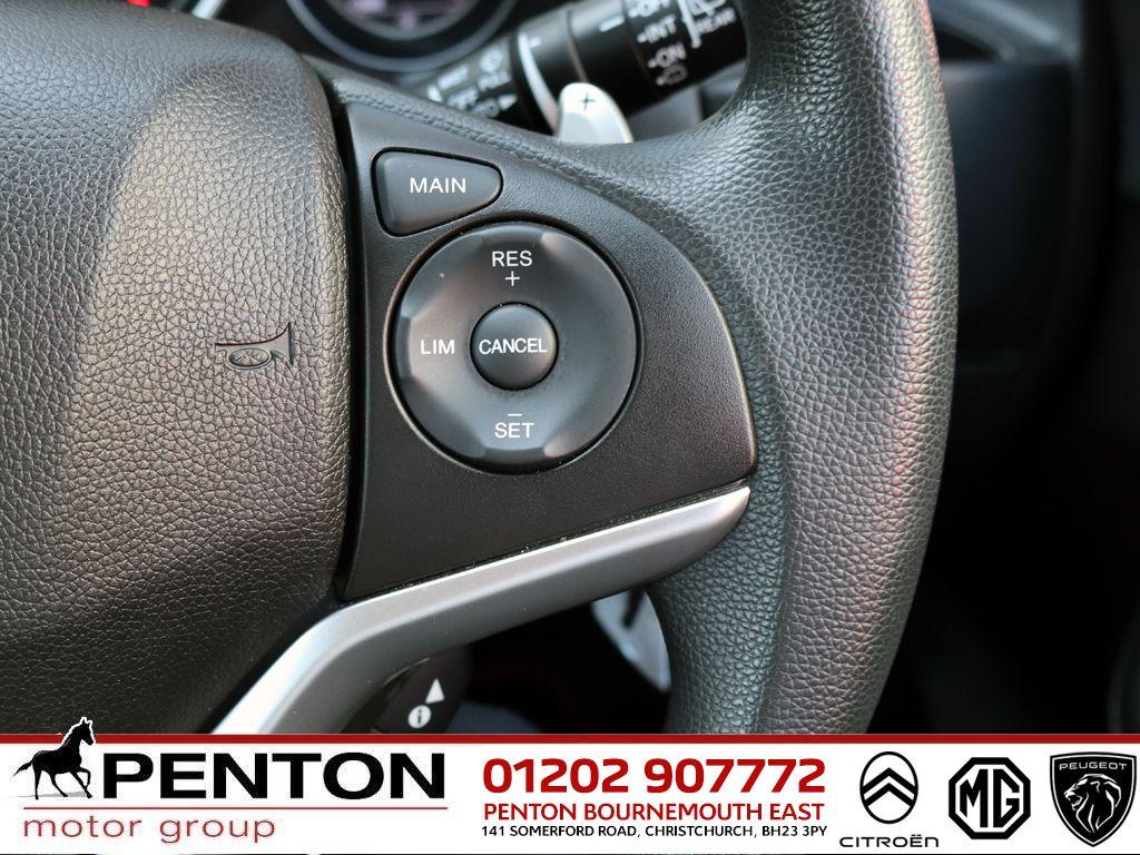 Used Honda Jazz 2020 for sale - 76109401: Photo 19
