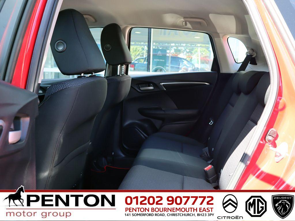 Used Honda Jazz 2020 for sale - 76109401: Photo 4