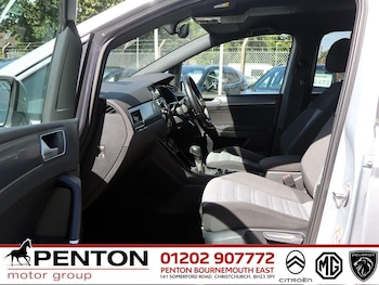 Used Volkswagen Touran 2022 for sale - 78898130: Photo