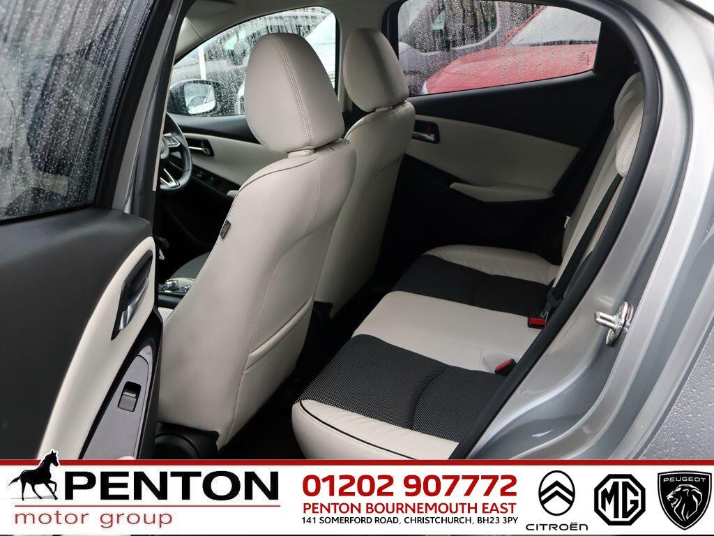 Used Mazda Mazda2 2017 for sale - 77838949: Photo 4