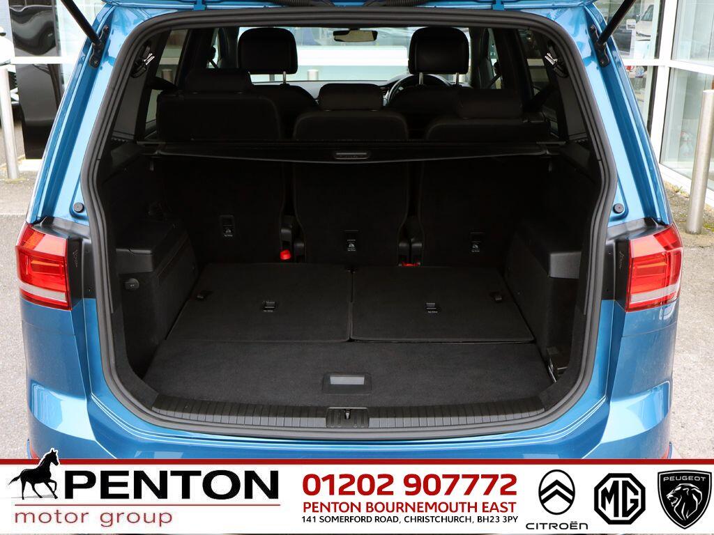 Used Volkswagen Touran for sale - 77853131: Photo 5