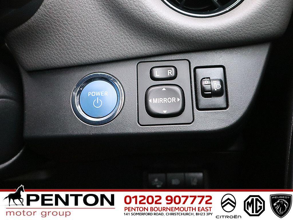 Used Toyota Yaris for sale - 77939704: Photo 10