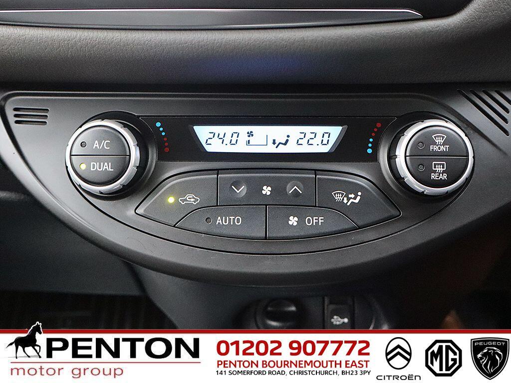 Used Toyota Yaris for sale - 77939704: Photo 31