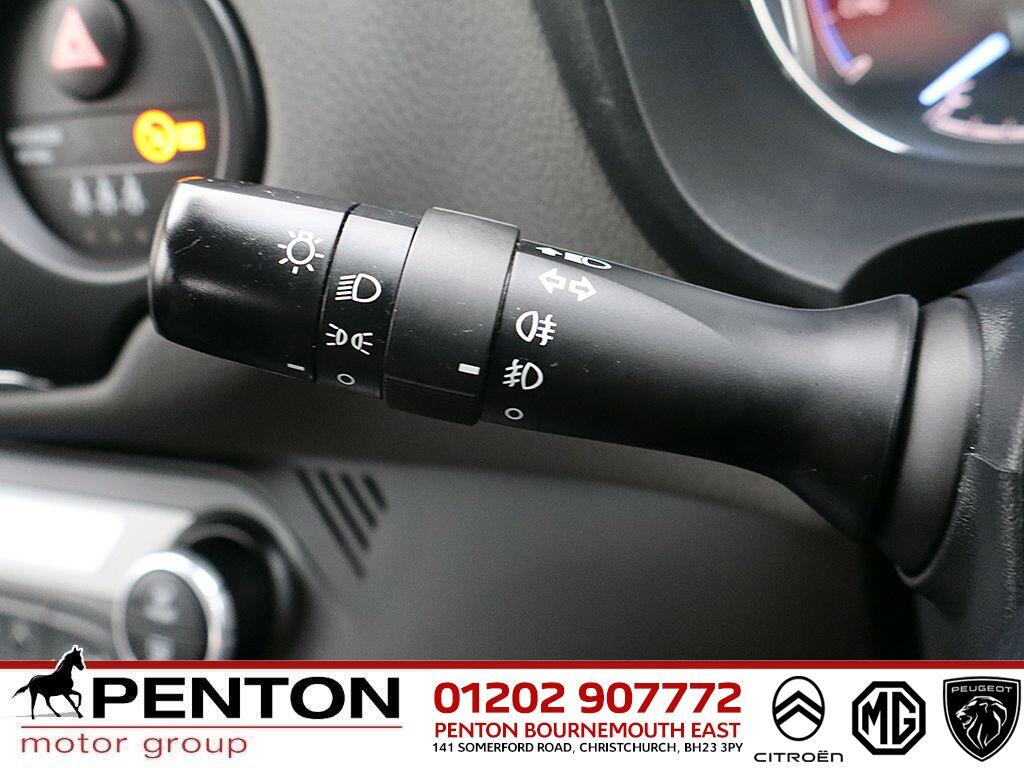 Used Toyota Yaris for sale - 77939704: Photo 9