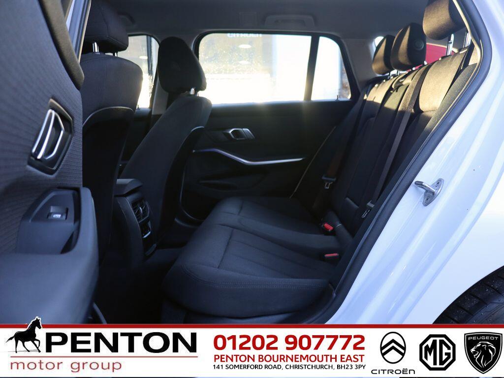 Used BMW 3 Series 2020 for sale - 77120210: Photo 4