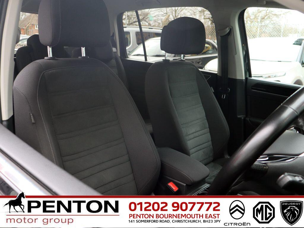 Used Volkswagen Touran 2020 for sale - 77705066: Photo 24