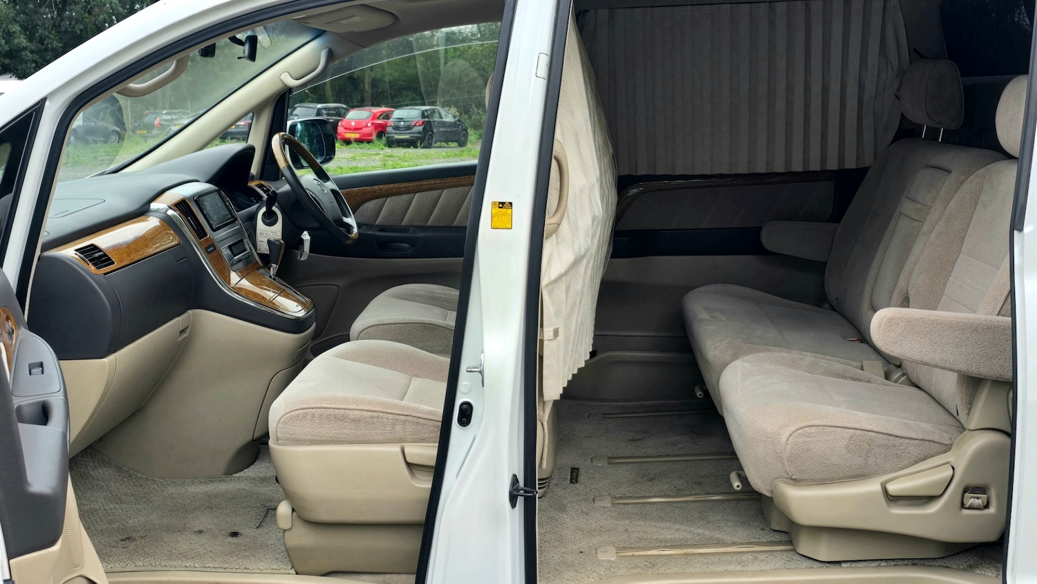 Used Toyota Alphard 2008 for sale - 76089764: Photo 10