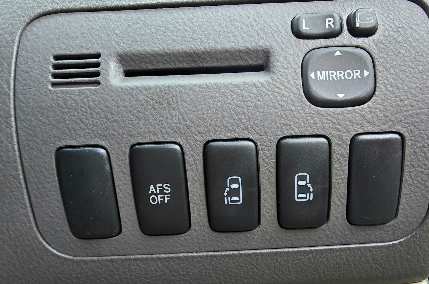 Used Toyota Alphard 2008 for sale - 76089764: Photo 19