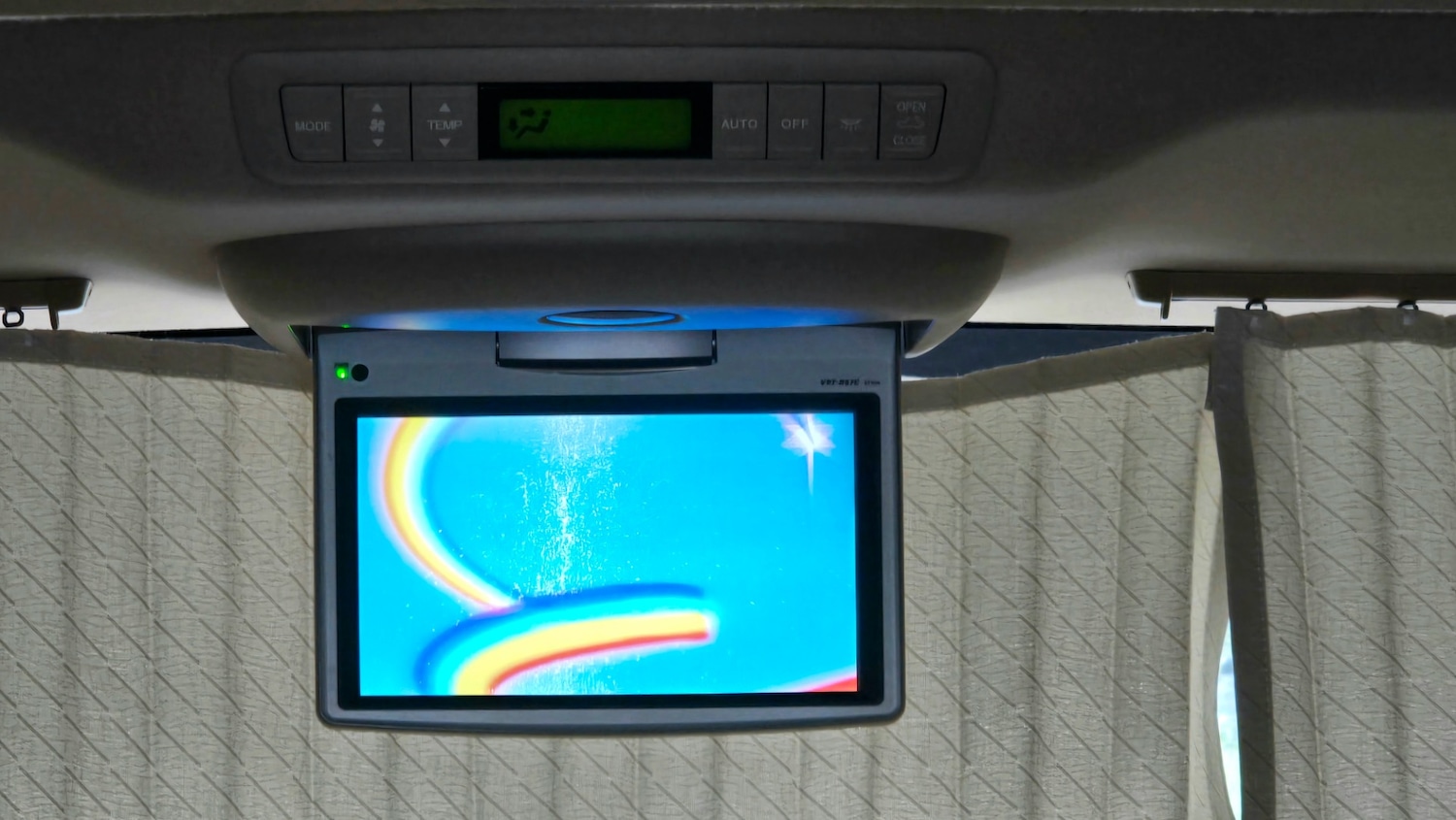 Used Toyota Alphard 2008 for sale - 76089764: Photo 24