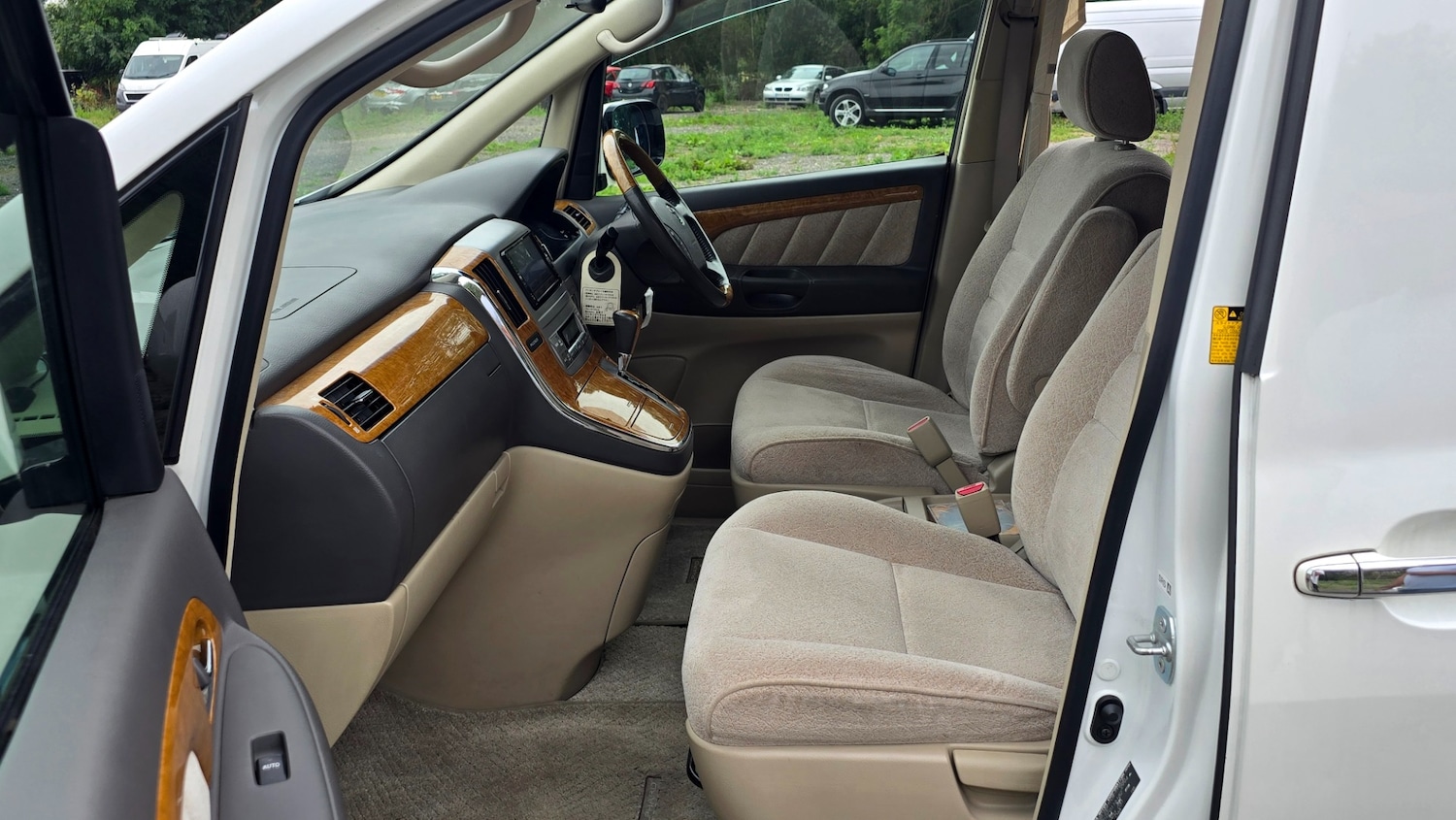 Used Toyota Alphard 2008 for sale - 76089764: Photo 26