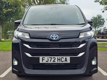 Used Toyota Noah 2022 for sale - 78904217: Photo