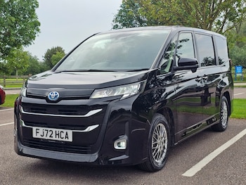 Used Toyota Noah 2022 for sale - 78904217: Photo