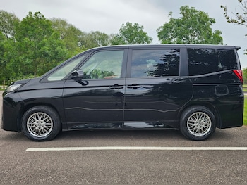 Used Toyota Noah 2022 for sale - 78904217: Photo