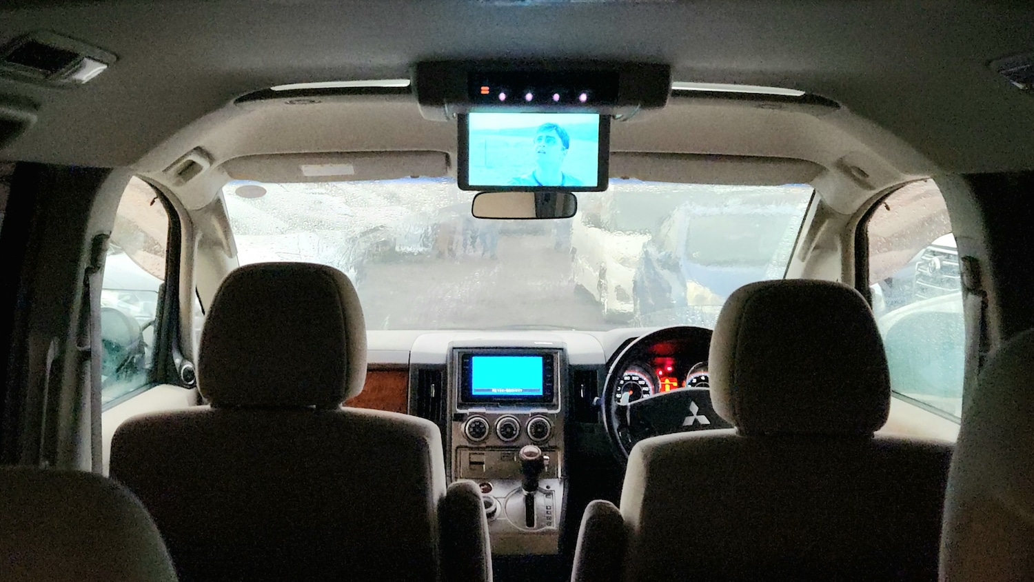 Used Mitsubishi Delica 2010 for sale - 76035817: Photo 22