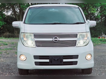 Used Nissan Elgrand 2008 for sale - 76091027: Photo 2
