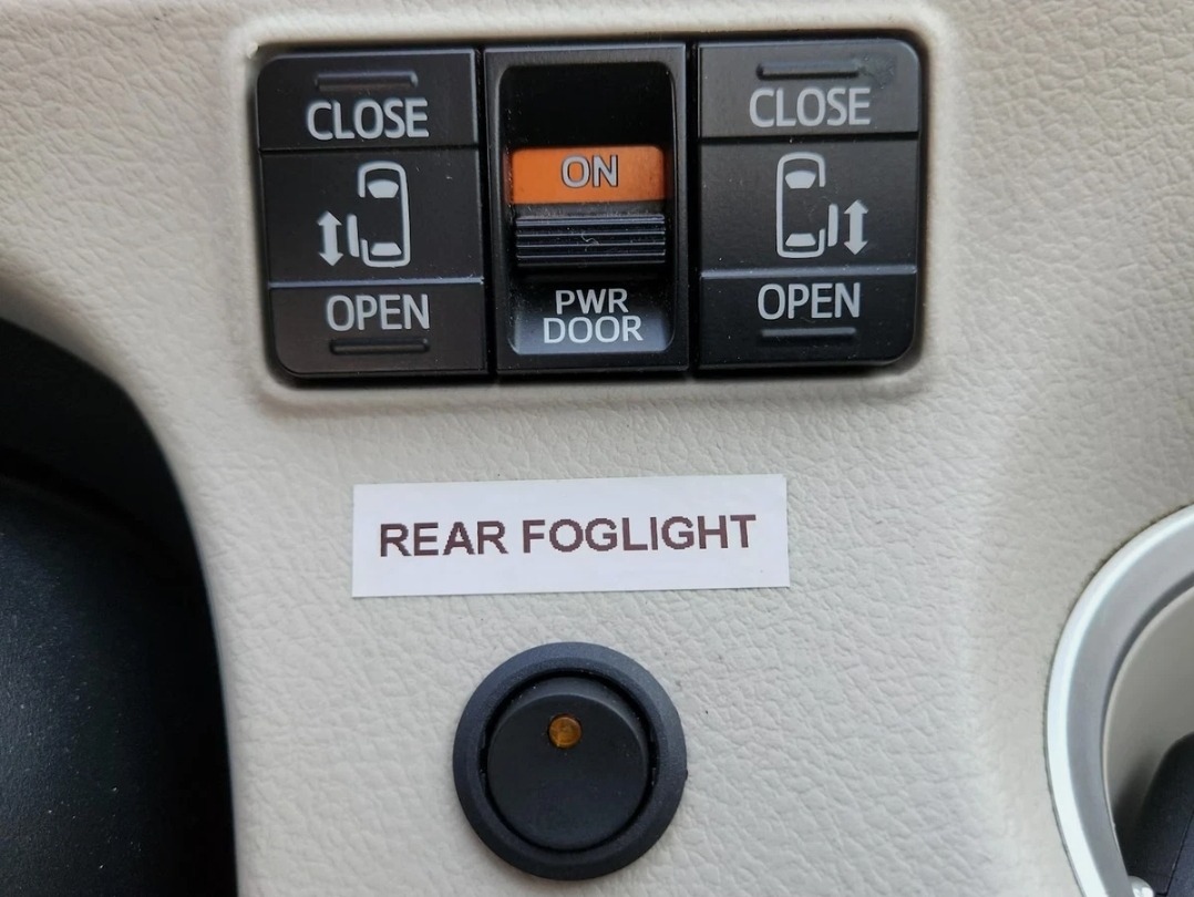 Used Toyota Corolla for sale - 76036007: Photo 15