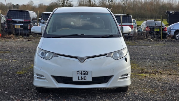 Used Toyota Estima 2019 for sale - 73657370: Photo 14