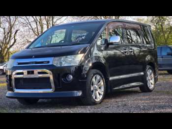 Used Mitsubishi Delica 2011 for sale - 74334734: Photo