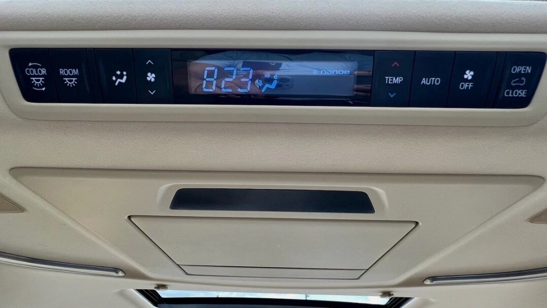 Used Toyota Alphard for sale - 76037250: Photo 16