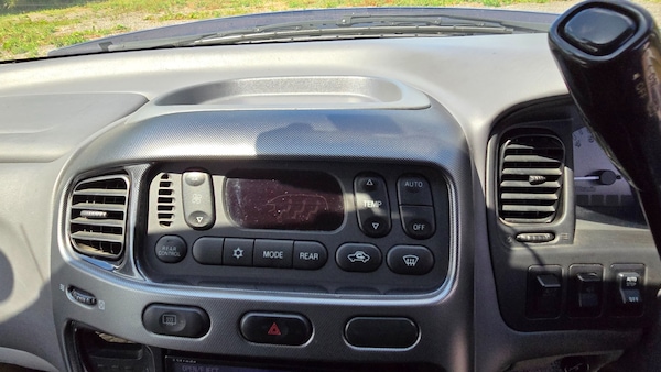 Used Mitsubishi Delica 2005 for sale - 75084310: Photo 26