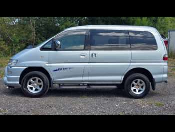 Used Mitsubishi Delica 2005 for sale - 75084310: Photo