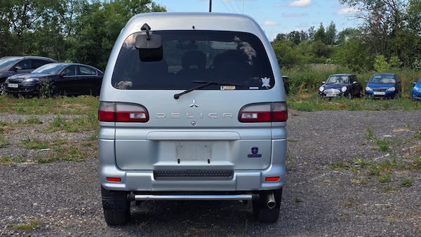 Used Mitsubishi Delica 2005 for sale - 75084310: Photo 6