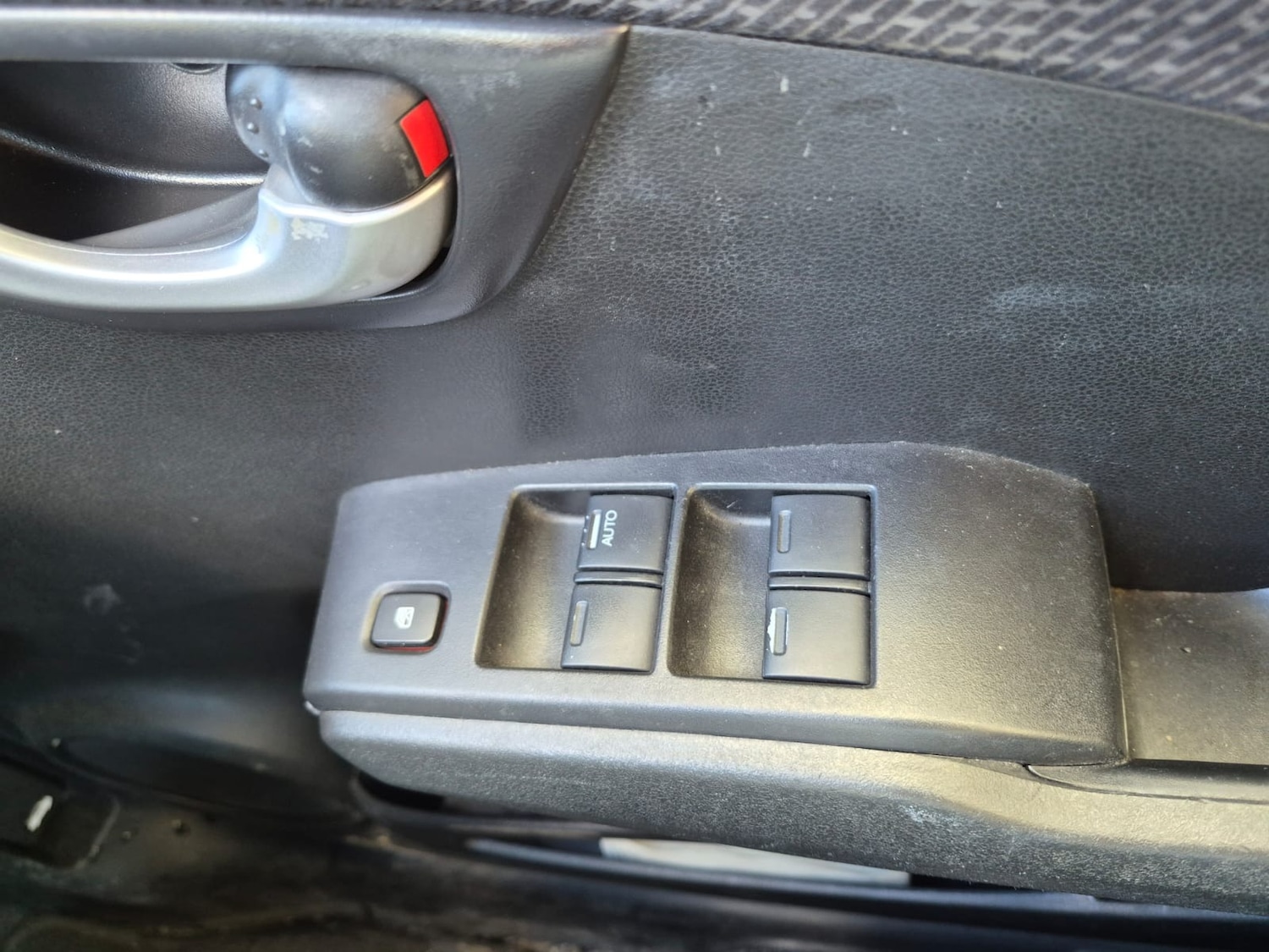 Used Honda Jazz 2012 for sale - 76076512: Photo 24