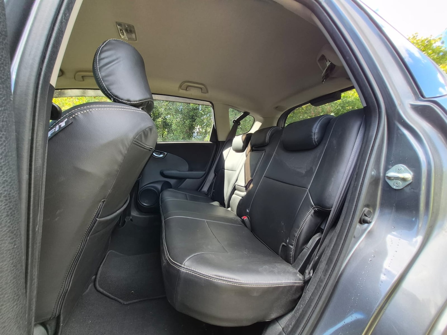 Used Honda Jazz 2012 for sale - 76076512: Photo 9