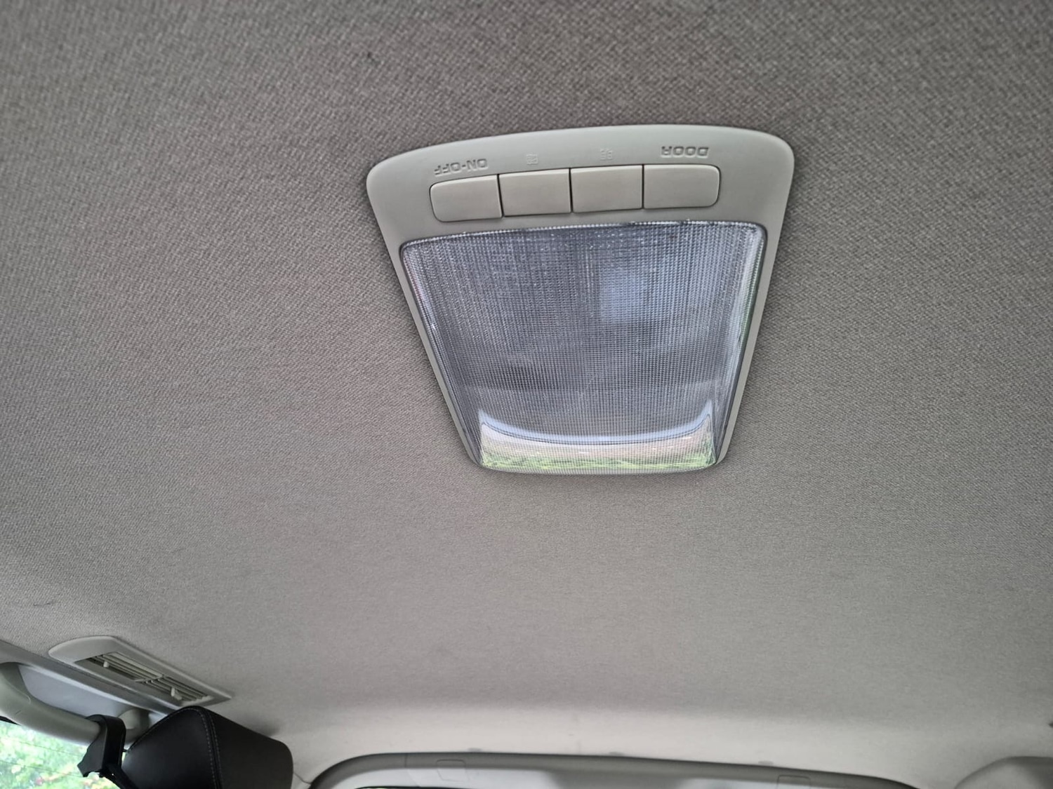 Used Nissan Elgrand 2009 for sale - 76078916: Photo 35