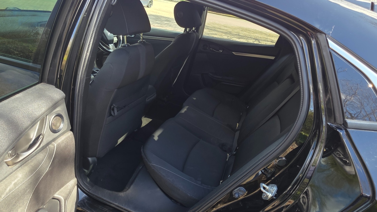 Used Honda Civic 2020 for sale - 77889369: Photo 15