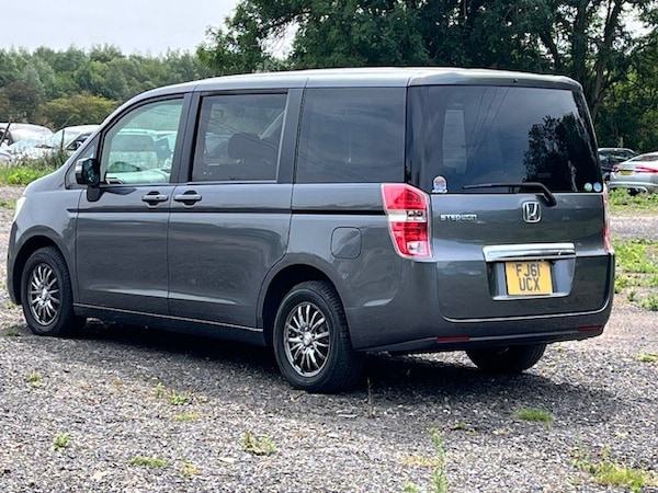 Used Honda Stepwagon for sale - 75468466: Photo 5