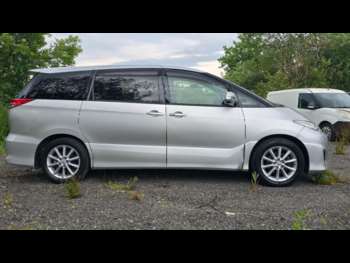 Used Toyota Estima 2010 for sale - 74940767: Photo