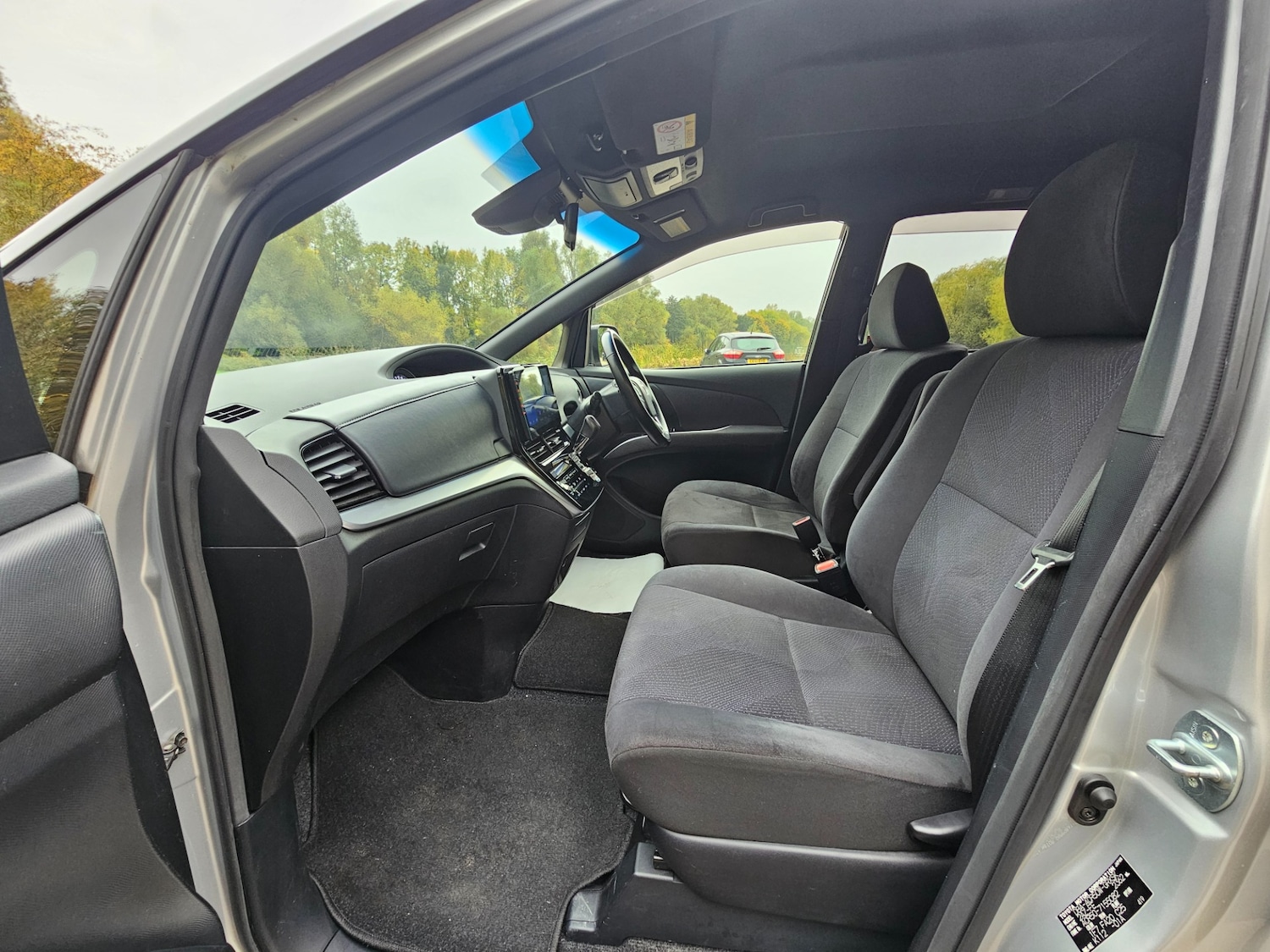 Used Toyota Estima for sale - 76299519: Photo 15