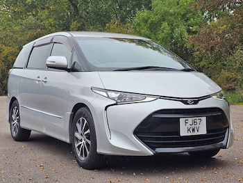 (67) - 2.4 Petrol Automatic New Shape 8 Seater MPV 5-Door