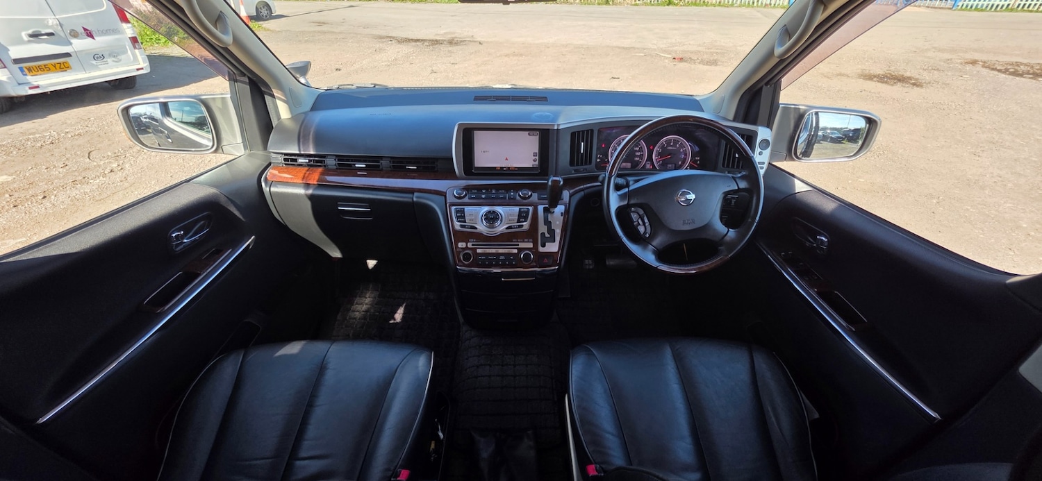 Used Nissan Elgrand 2009 for sale - 78144749: Photo 14