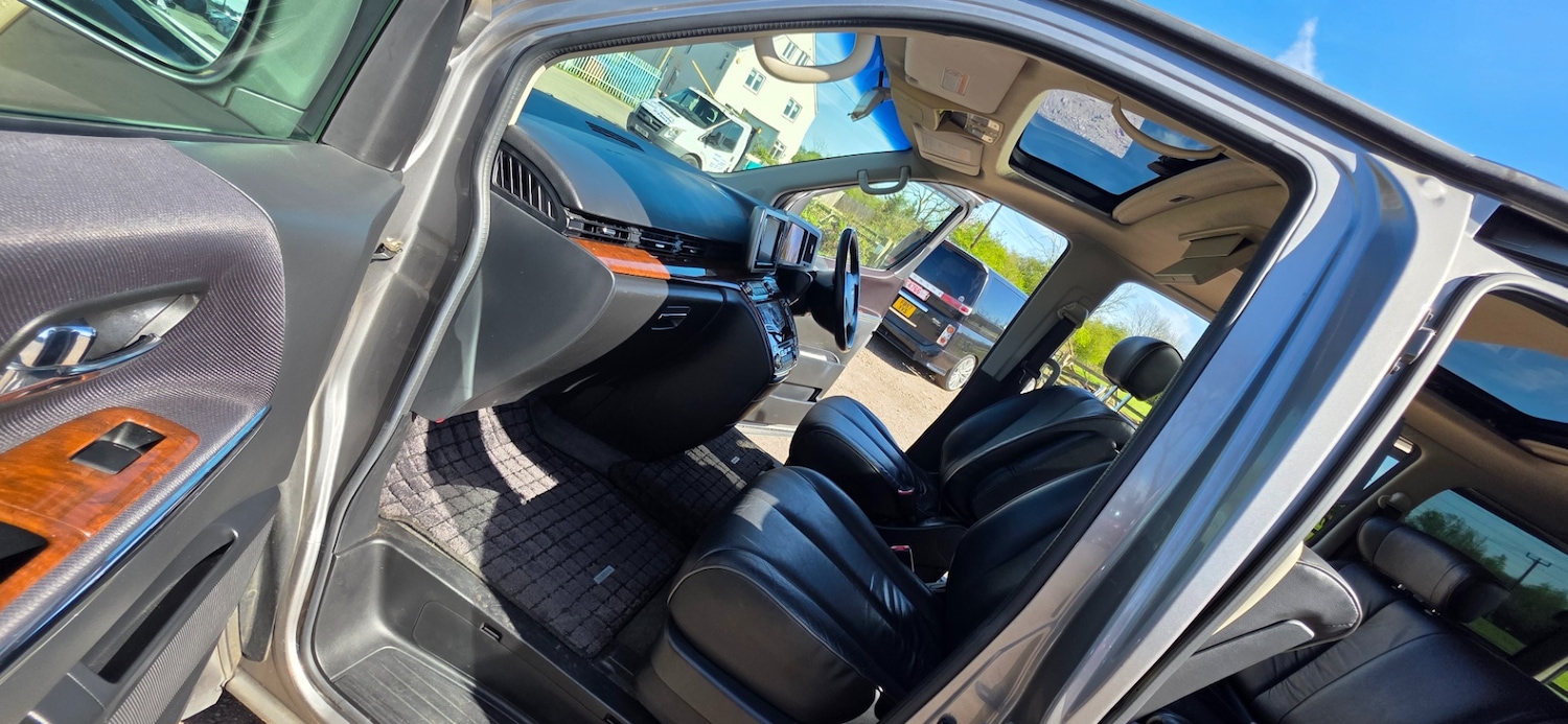 Used Nissan Elgrand 2009 for sale - 78144749: Photo 17