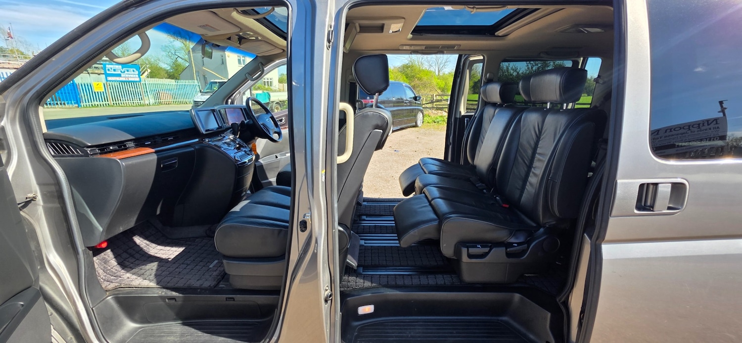 Used Nissan Elgrand 2009 for sale - 78144749: Photo 18