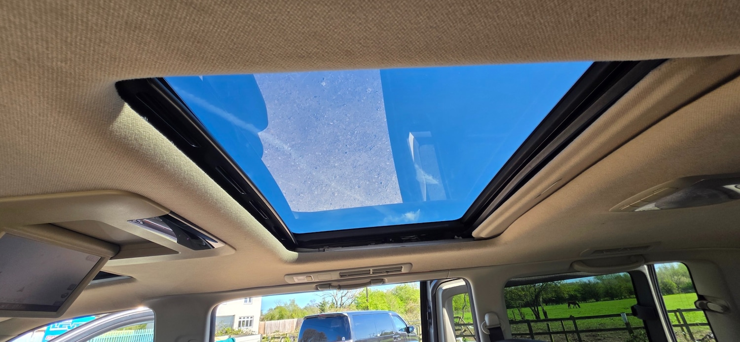 Used Nissan Elgrand 2009 for sale - 78144749: Photo 19