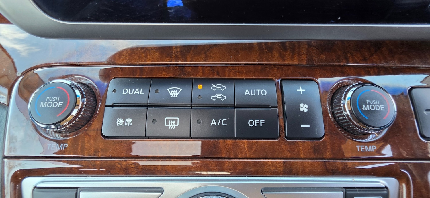 Used Nissan Elgrand 2009 for sale - 78144749: Photo 33