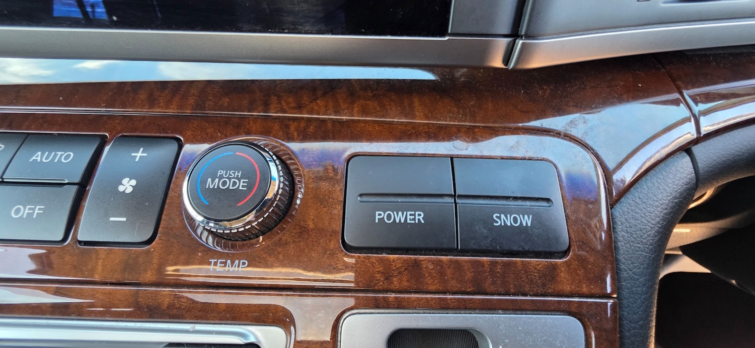 Used Nissan Elgrand 2009 for sale - 78144749: Photo 34